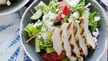Рецепт Греческого салата с курицей
