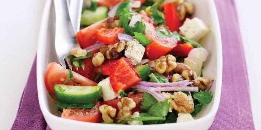Как приготовить греческий салат с орехами