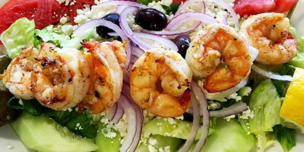 Как приготовить салат греческий с креветками