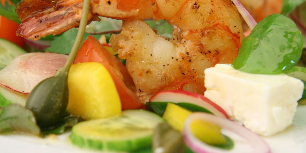 Как приготовить салат в греческом стиле с соусом ceviche