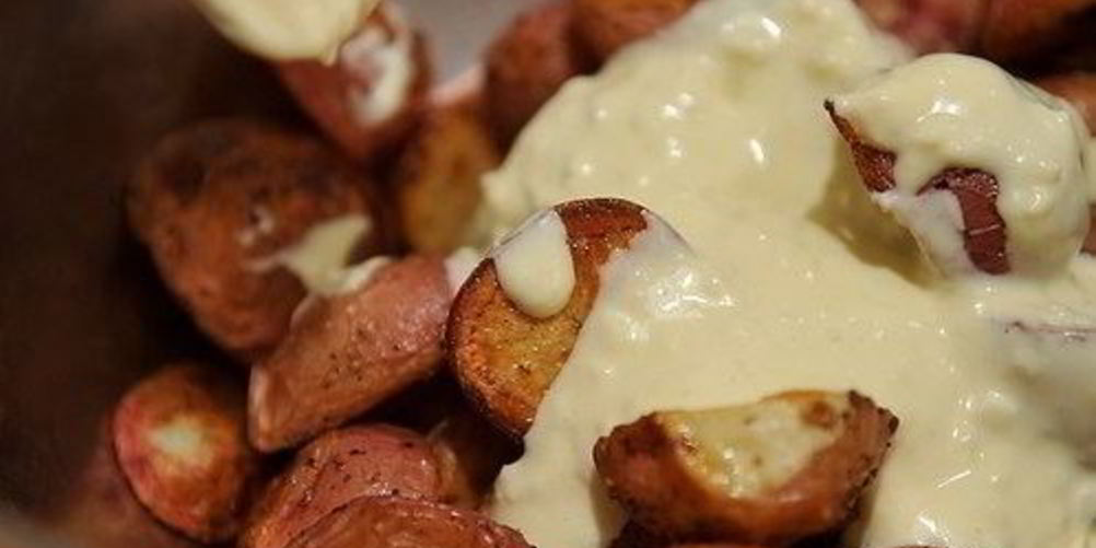 Как приготовить испанский жареный картофельный салат