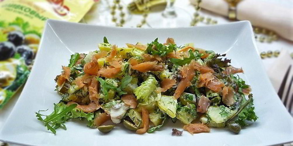 Как приготовить картофельный салат с красной рыбой