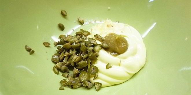 Рецепт картофельного салата с красной рыбой