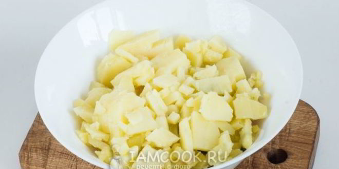 Рецепт картофельного салата с морковью и горошком