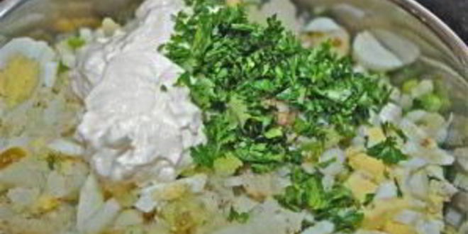 Рецепт картофельного салата с сельдереем