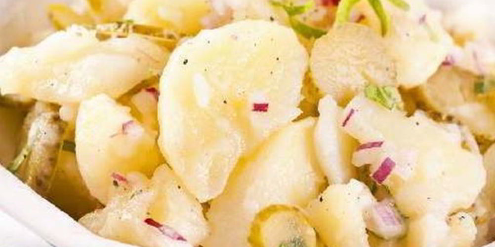 Как приготовить картофельный салат с яблоком