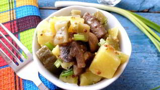 Рецепт Картофельного салата с жареными шампиньонами