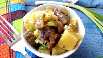 Рецепт Картофельного салата с жареными шампиньонами