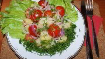 Рецепт Салата из картофеля с помидорами по-деревенски