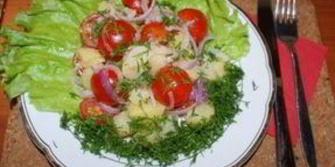 Рецепт салата из картофеля с помидорами по-деревенски