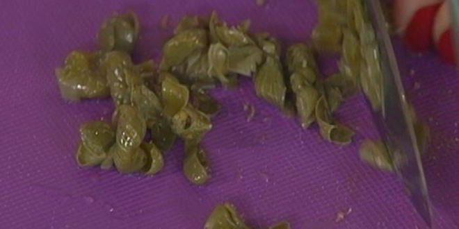 Рецепт салата с картофелем, беконом, фасолью и яйцами пашот