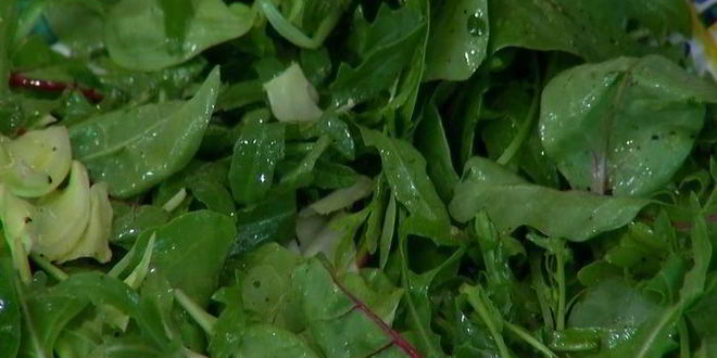 Рецепт салата с молодым картофелем, редисом и кижучем