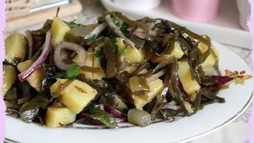 Рецепт Теплого картофельного салата с морской капустой