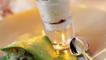 Рецепт Крабового салата с авокадо