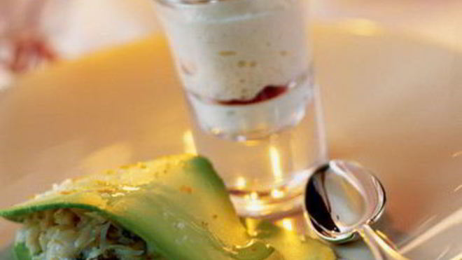 Рецепт Крабового салата с авокадо