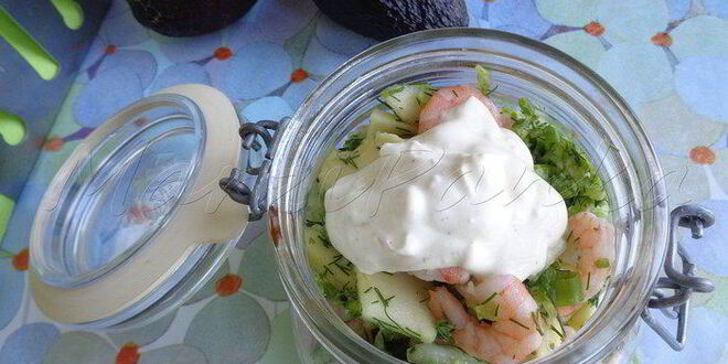 Рецепт летнего зеленого салата с креветками