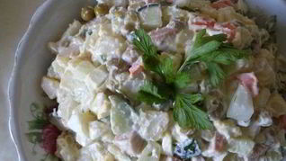 Рецепт Оливье классический со свежим огурцом