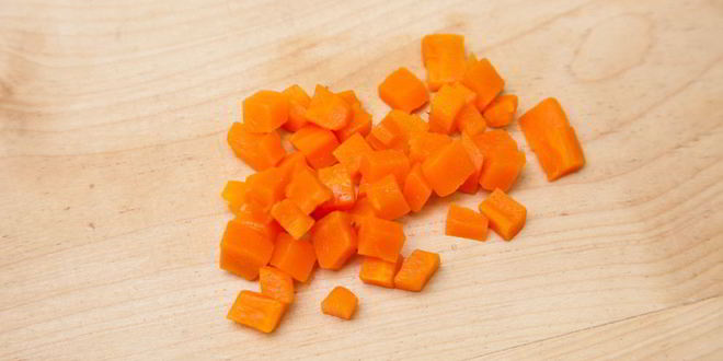 Рецепт оливье с куриной грудкой и яйцом-пашот