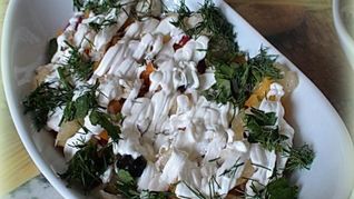 Рецепт Салата new оливье с ананасом и болгарским перцем