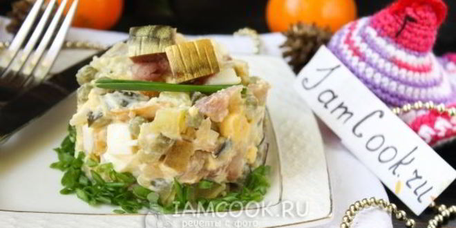 Рецепт салата оливье с копченой скумбрией