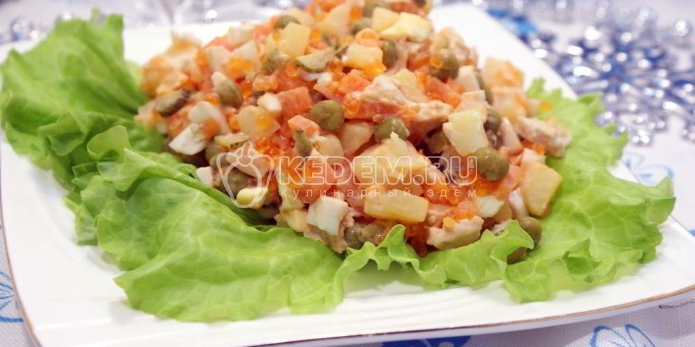 Как приготовить салат оливье с курицей и икорной закуской