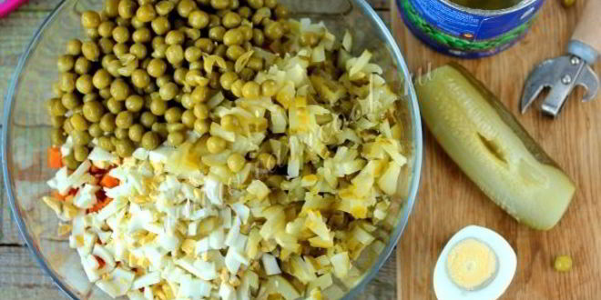 Рецепт салата оливье со свиным языком