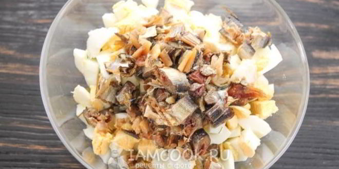 Рецепт заливного салата оливье со шпротами