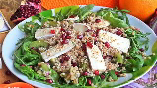 Рецепт Салата из булгура с киви и сыром