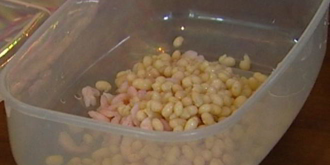 Рецепт салата из фасоли с креветками