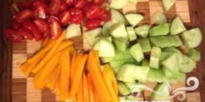 Рецепт салата из рыбы и авокадо