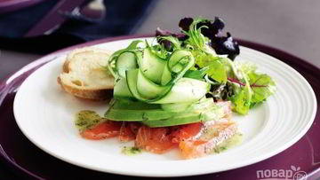 Рецепт Салата из семги слабосоленой