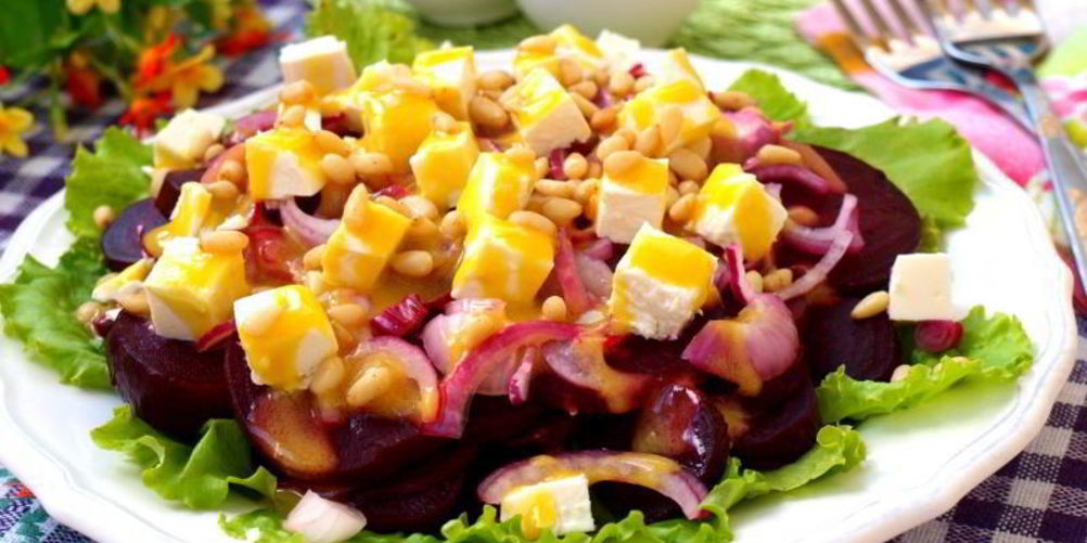 Как приготовить салат из свеклы с фетой и кедровыми орешками