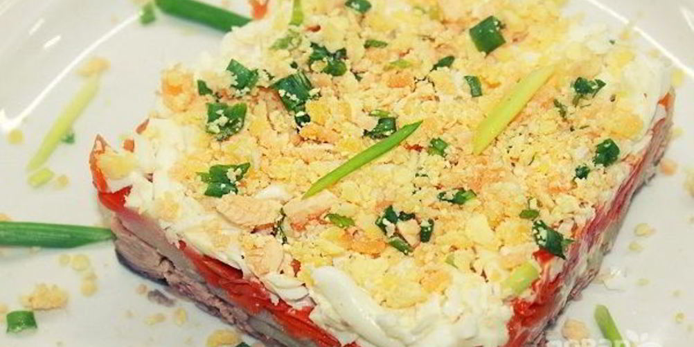 Как приготовить салат мимоза с консервированной горбушей