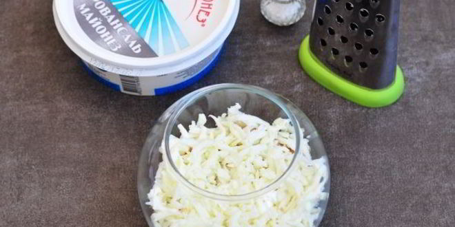 Рецепт салата мимоза с печенью трески