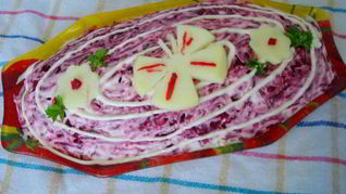 Рецепт Селедки под свекольной шубой