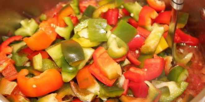 Рецепт салата с баклажанами и фасолью