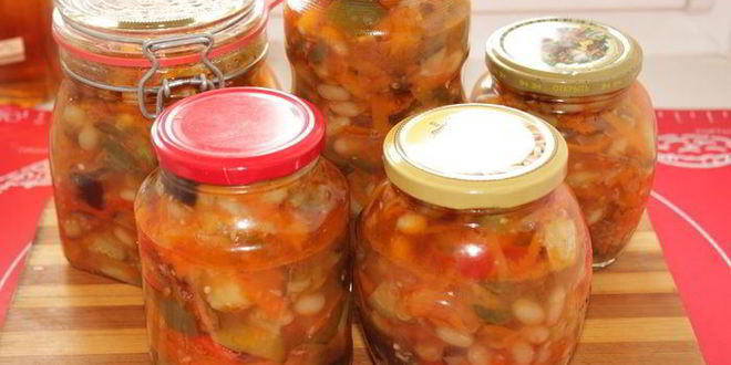 Рецепт салата с баклажанами и фасолью