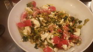 Рецепт Салата с брынзой и пореем