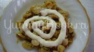 Рецепт Салата с фасолью и шампиньонами