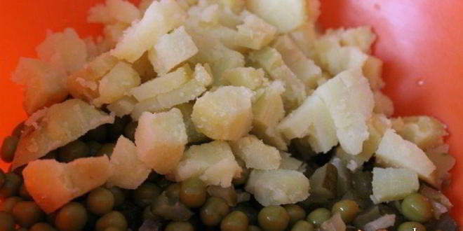 Рецепт салата с говядиной и жареными вешенками