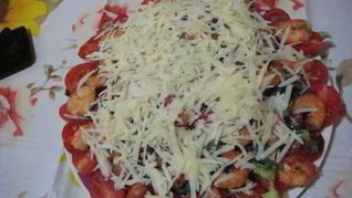 Рецепт Салата с креветками и рукколой