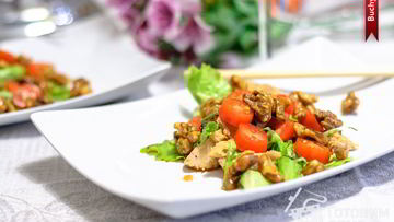 Рецепт Салата с курицей и глазированными грецкими орехами