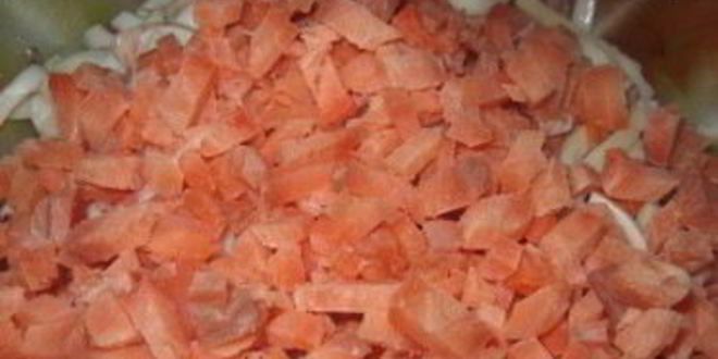 Рецепт салата с отварными кальмарами