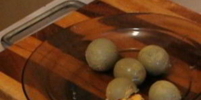 Рецепт салата с печенью и солеными огурцами