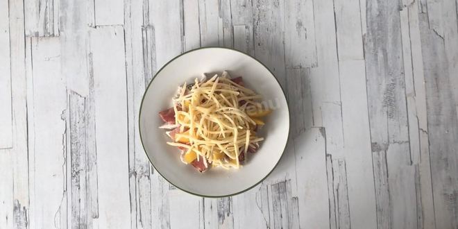 Рецепт салата с персиками