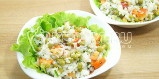 Рецепт салата с рисом лука