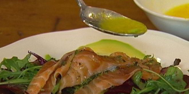 Рецепт салата с семгой в сухом маринаде из цедры и укропа