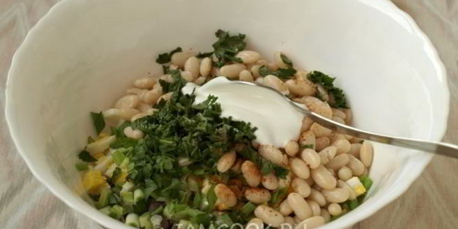 Рецепт салата с языком, фасолью и яйцом