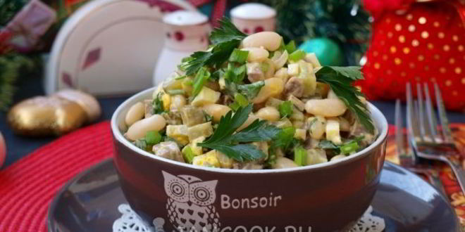 Рецепт салата с языком, фасолью и яйцом