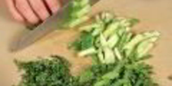 Рецепт салата со щавелем и картофелем